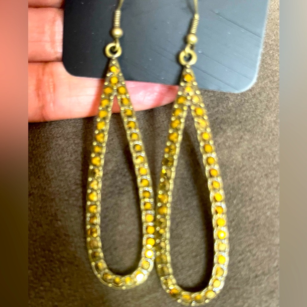 Earrings - Picture 2 of 2